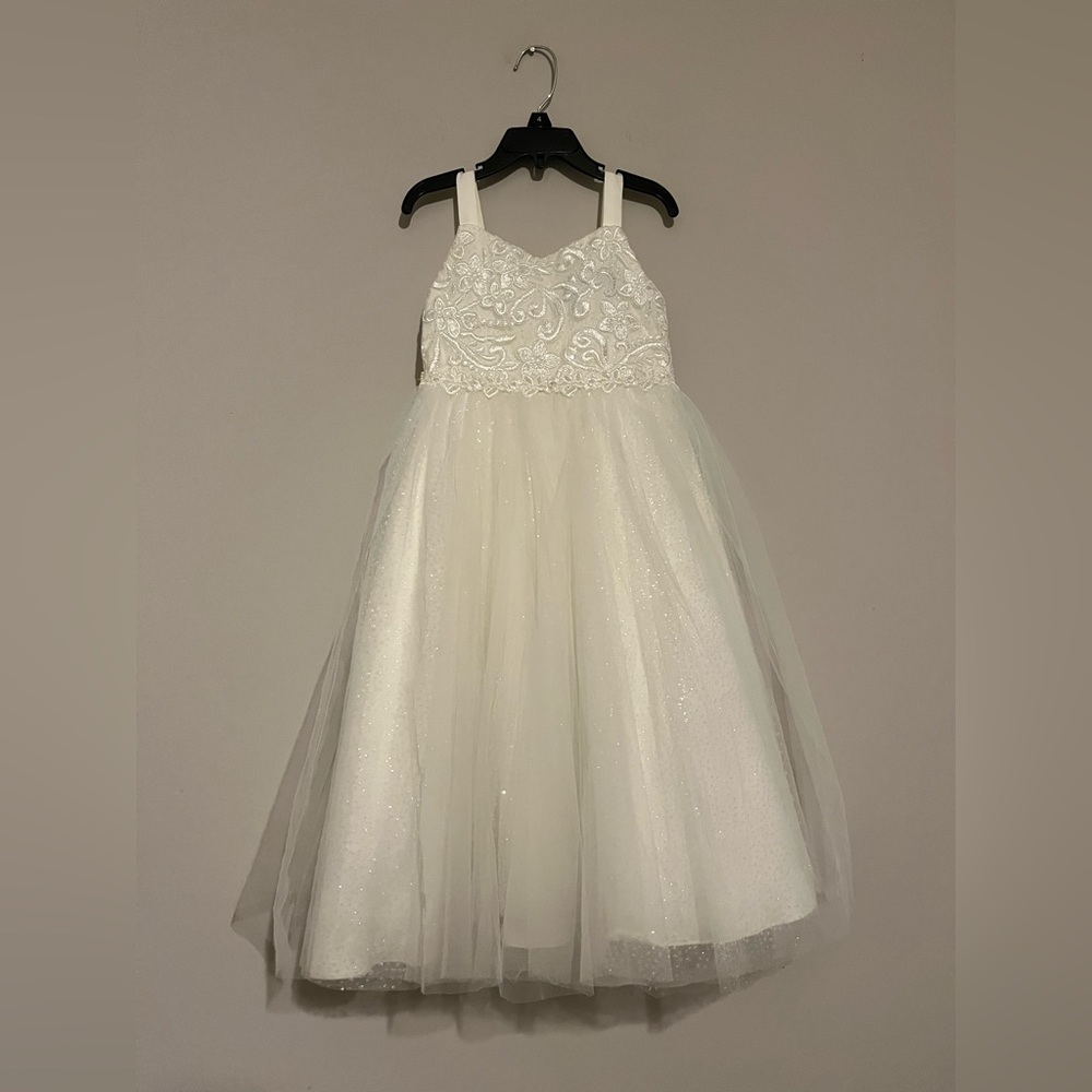 Chantilly Place Ivory Sparkly Flower Girl Formal Dress Size 5